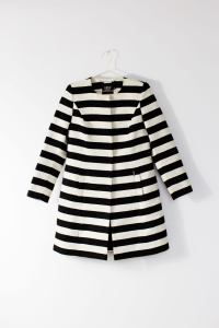 Czarno-złoty płaszcz w paski, SIMPLE, 34 (XS)