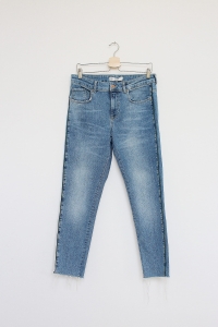 Jasno-niebieskie spodnie jeansowe z zielonym lampasem, ZARA,  40 (L)