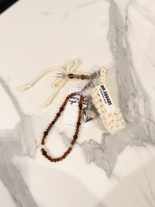 Brelok-talizman (etui na pomadkę) 