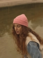 52669_Bebeconcept_0093_BEANIE-FONZIE-ADULT-BUBBLEGUM-LIFESTYLE-1_b9a78fc2-0622-4643-965c-48f3ffd0f928.webp